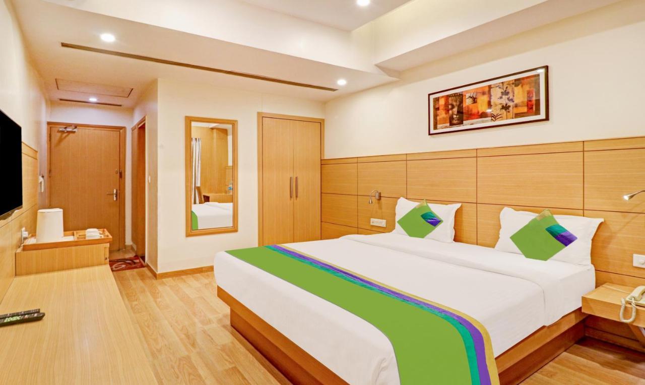Treebo Galaxy 3* New Delhi