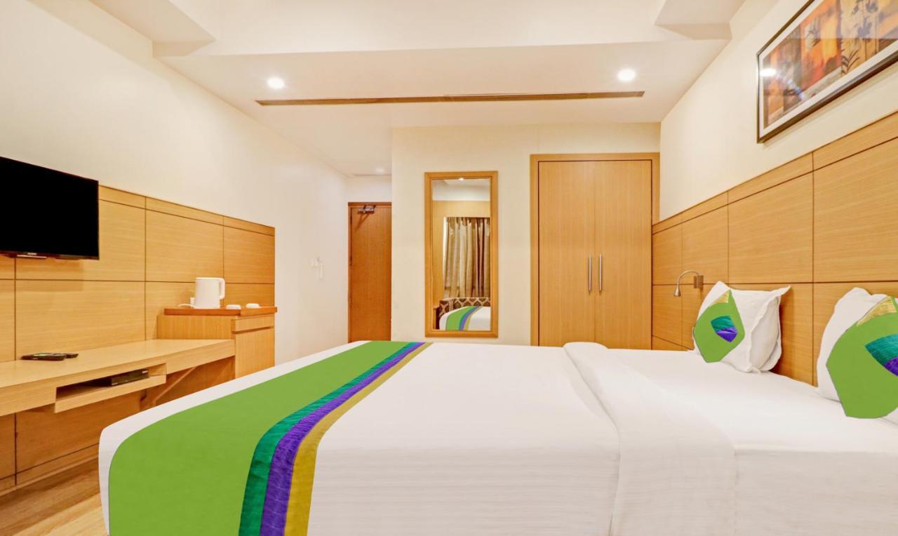 Treebo Galaxy Hotel 3*