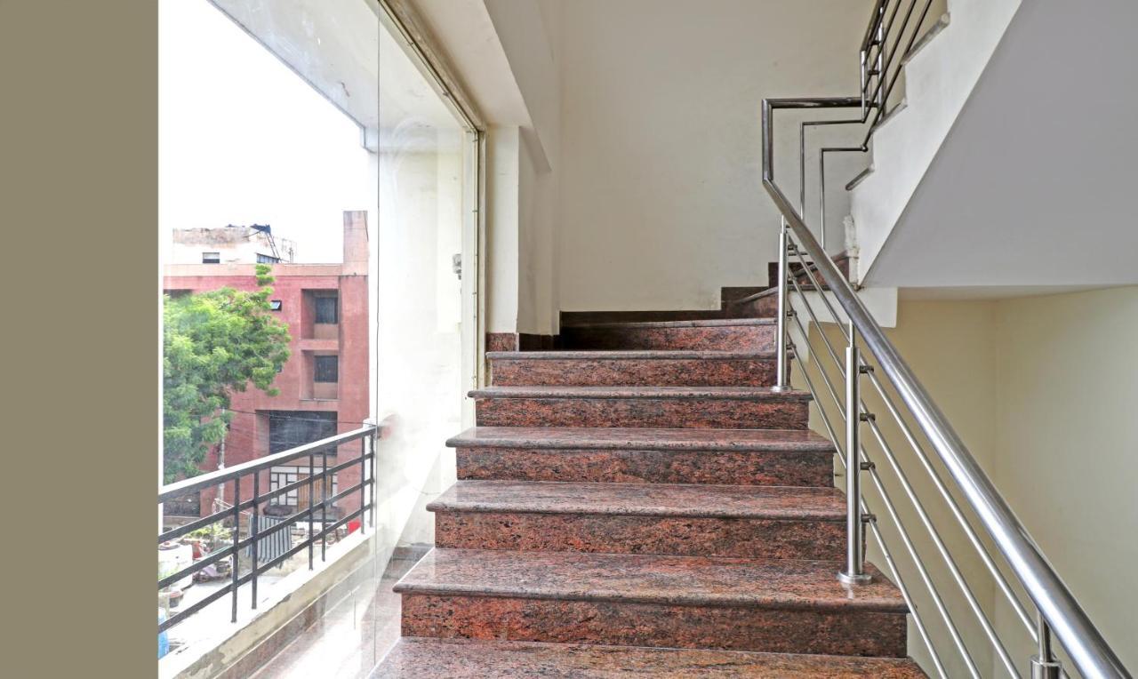 Treebo Galaxy Hotel New Delhi